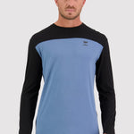 Mons Royale Yotei Langarmshirt black-blue slate