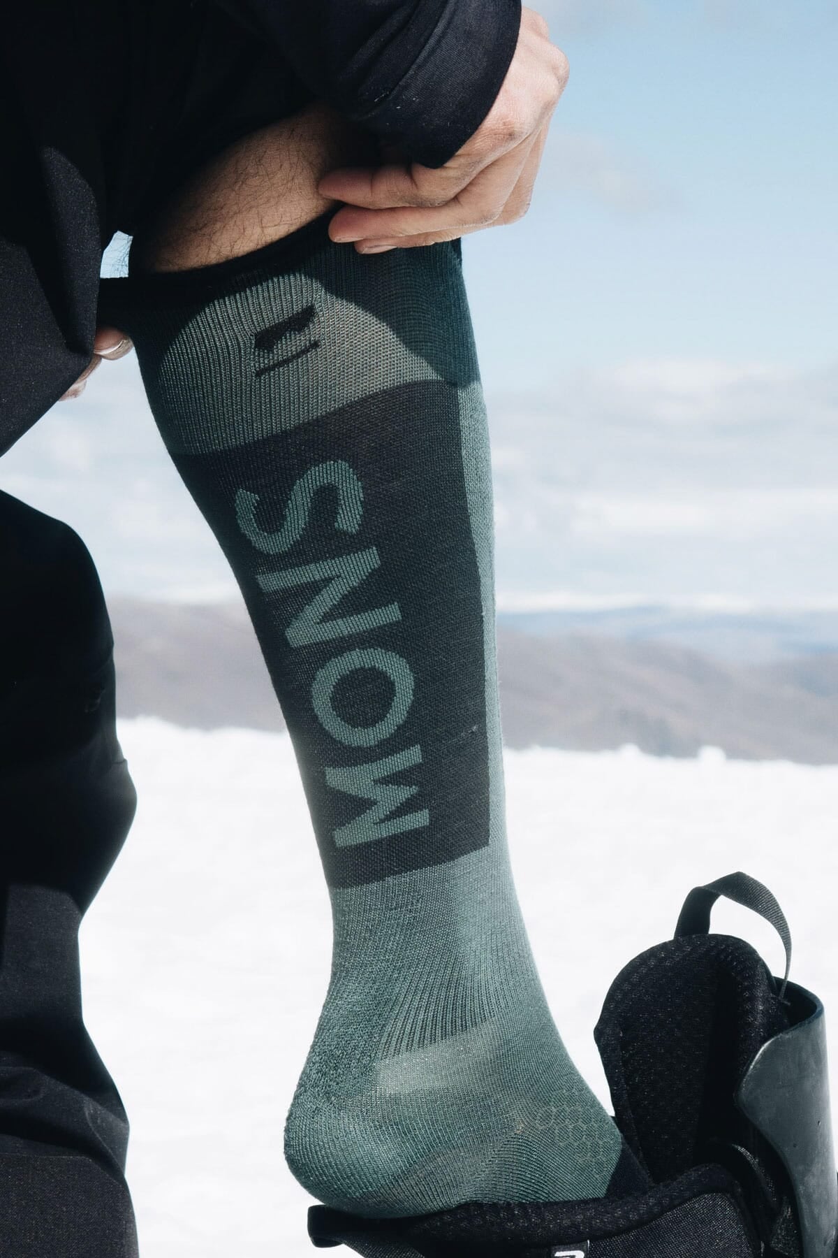 Mons Royale Atlas Merino Snow Sock-burnt sage-unisex