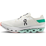 On Cloudboom Echo white-mint