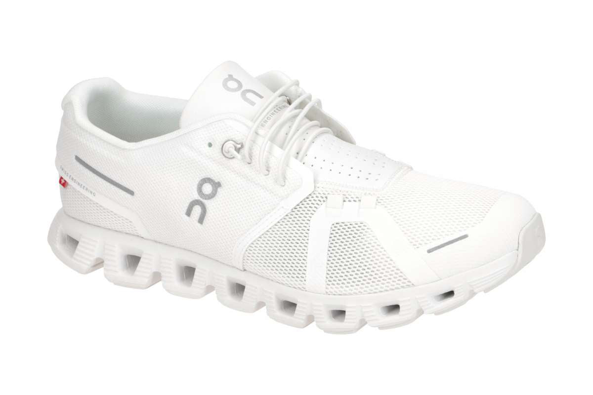 On Cloud 5 all white