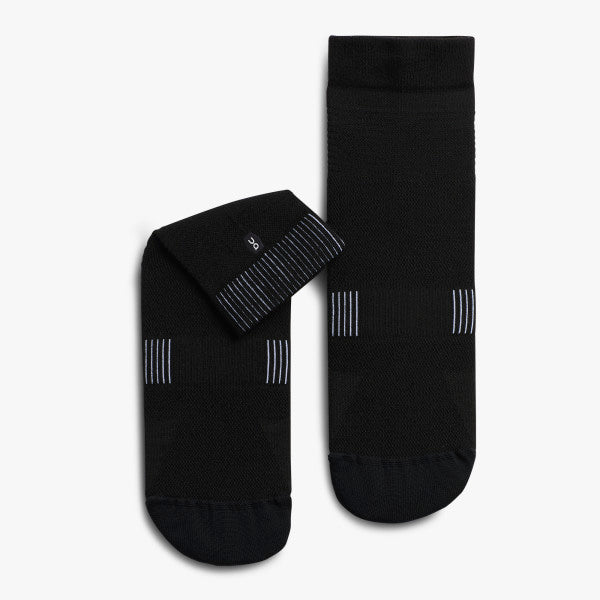 On Ultralight Mid Sock black-white