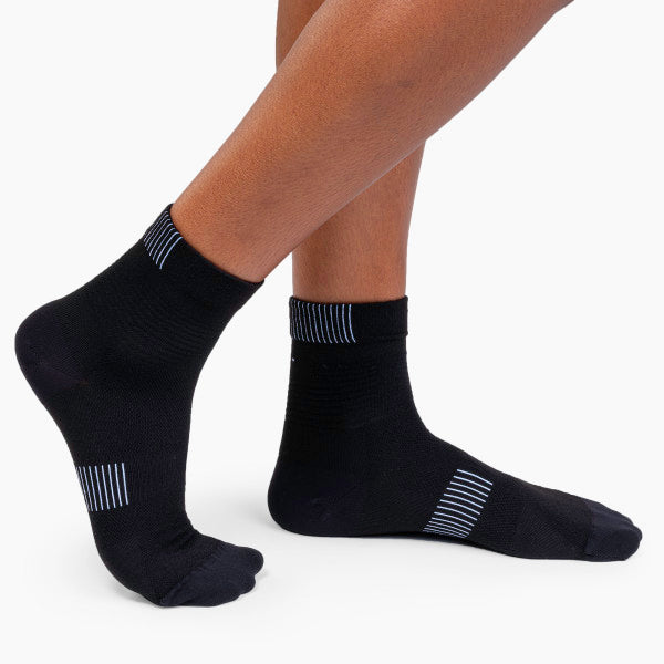 On Ultralight Mid Sock wmn black-white