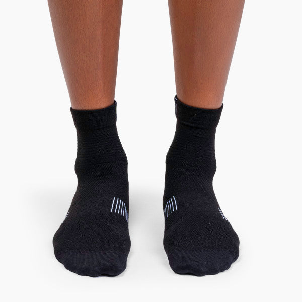 On Ultralight Mid Sock wmn black-white