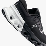 On Cloudflyer 5 wmn black-white