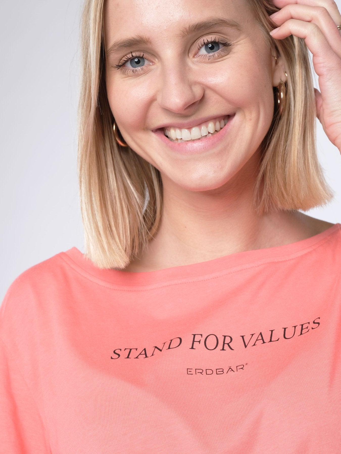 Erdbär Stand for values T-Shirt peach