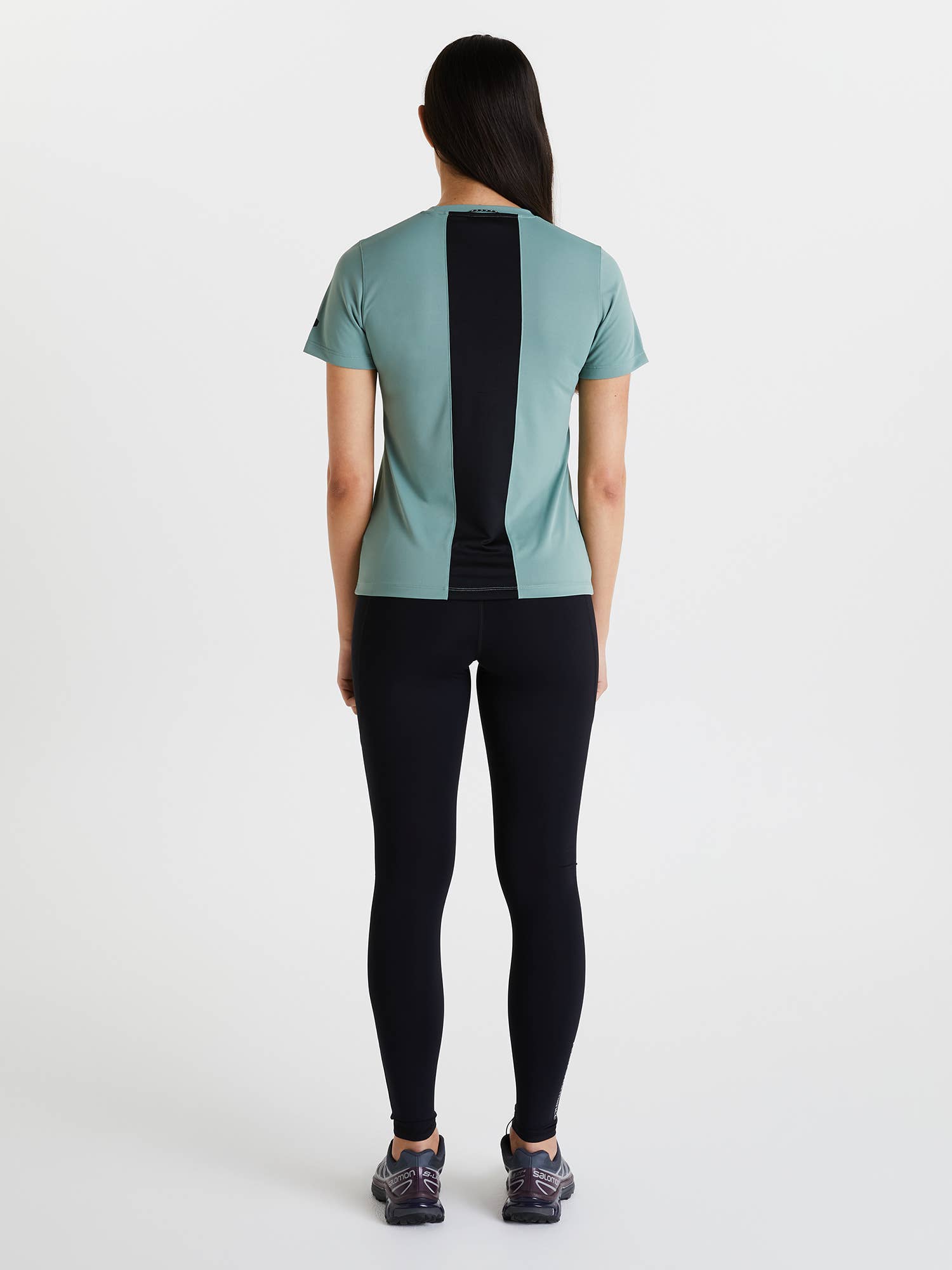 Peak Performance Alum Light Short Sleeve wmn - ashen green