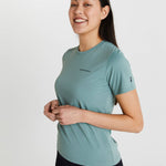 Peak Performance Alum Light Short Sleeve wmn - ashen green