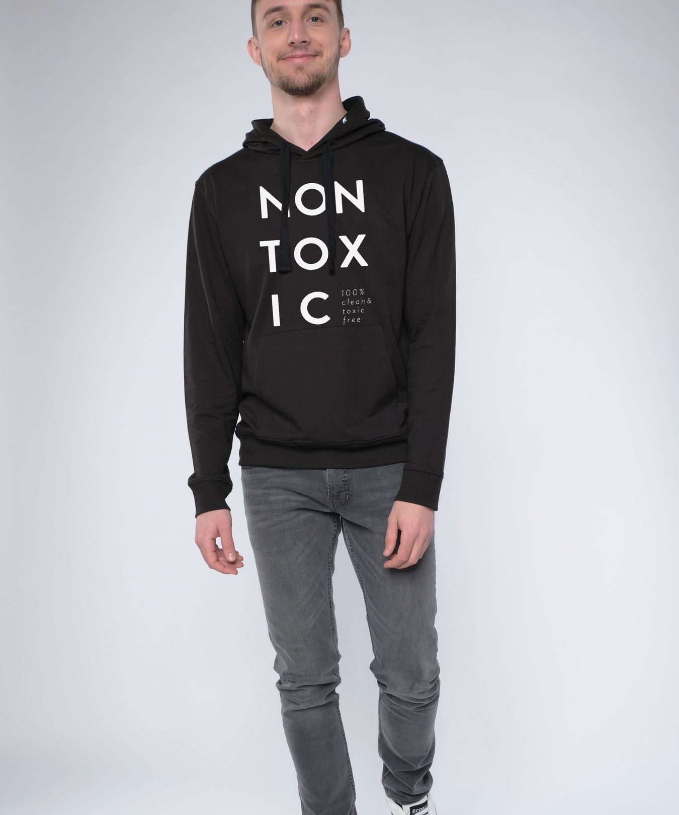 Erdbär Hoodie black