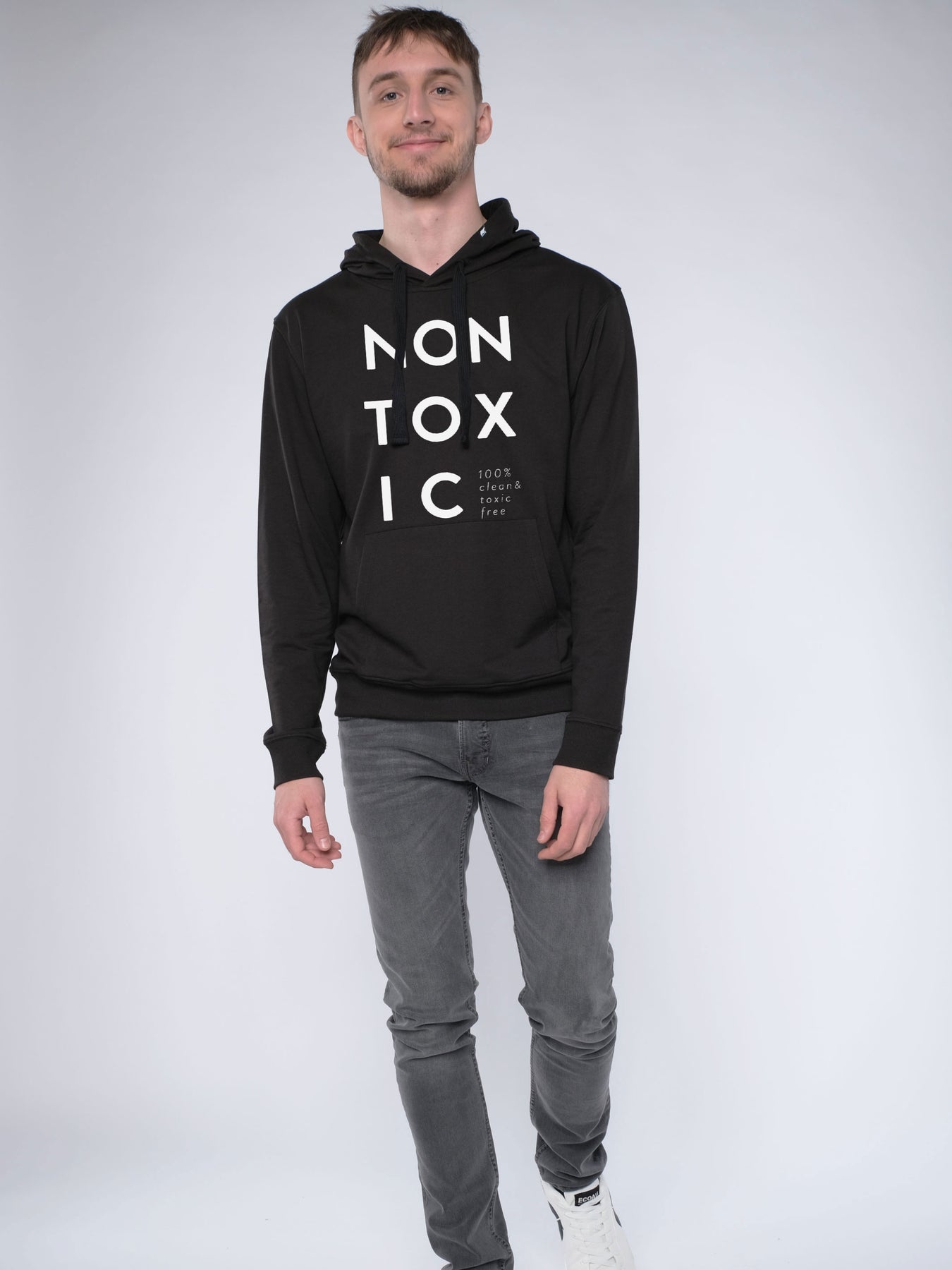 Erdbär Hoodie black