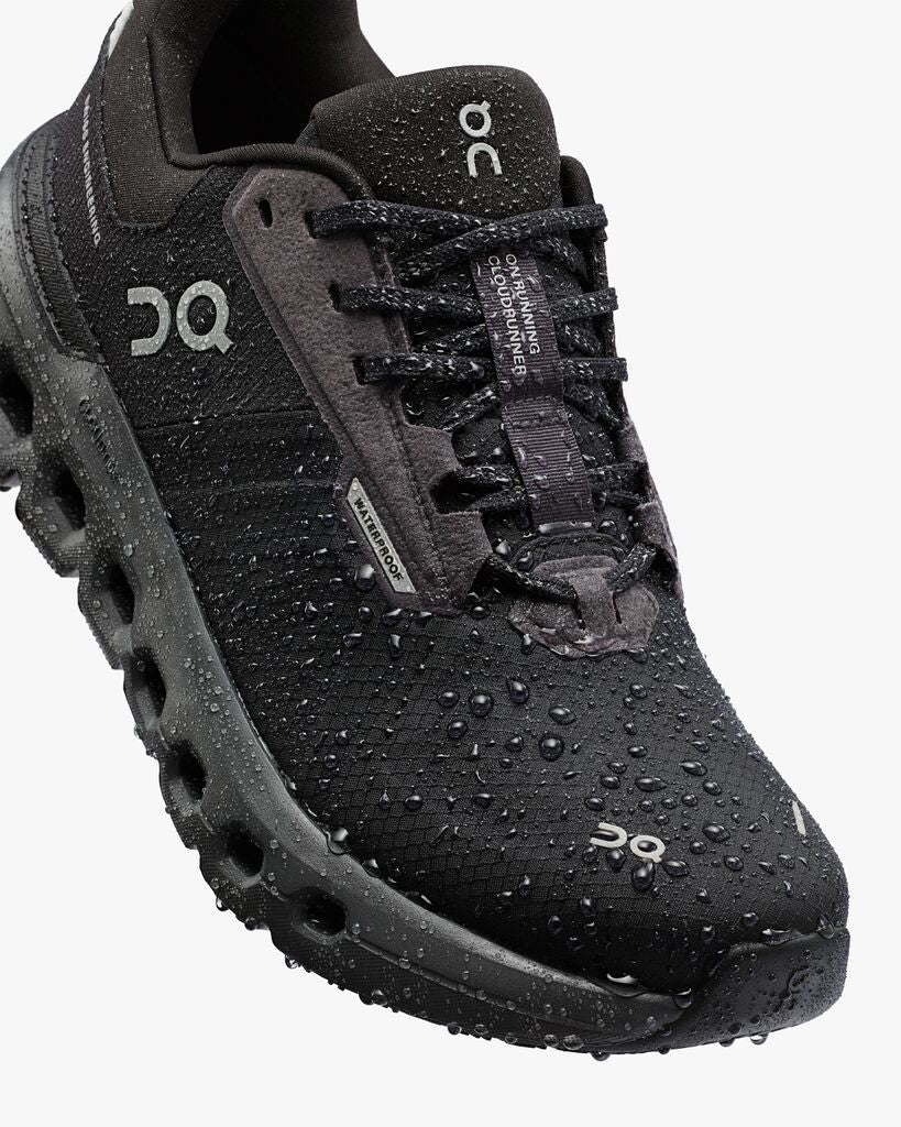 Cloudrunner 2 Waterproof Men Magnet | Black