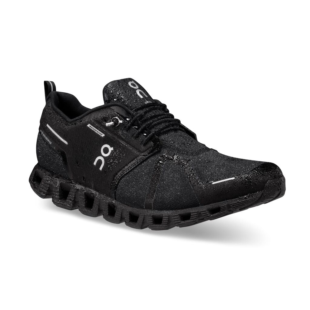 On Cloud 5 waterproof all black