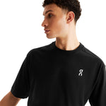 On Club T men black
