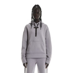 On Focus Tech Hoodie wmn lilac