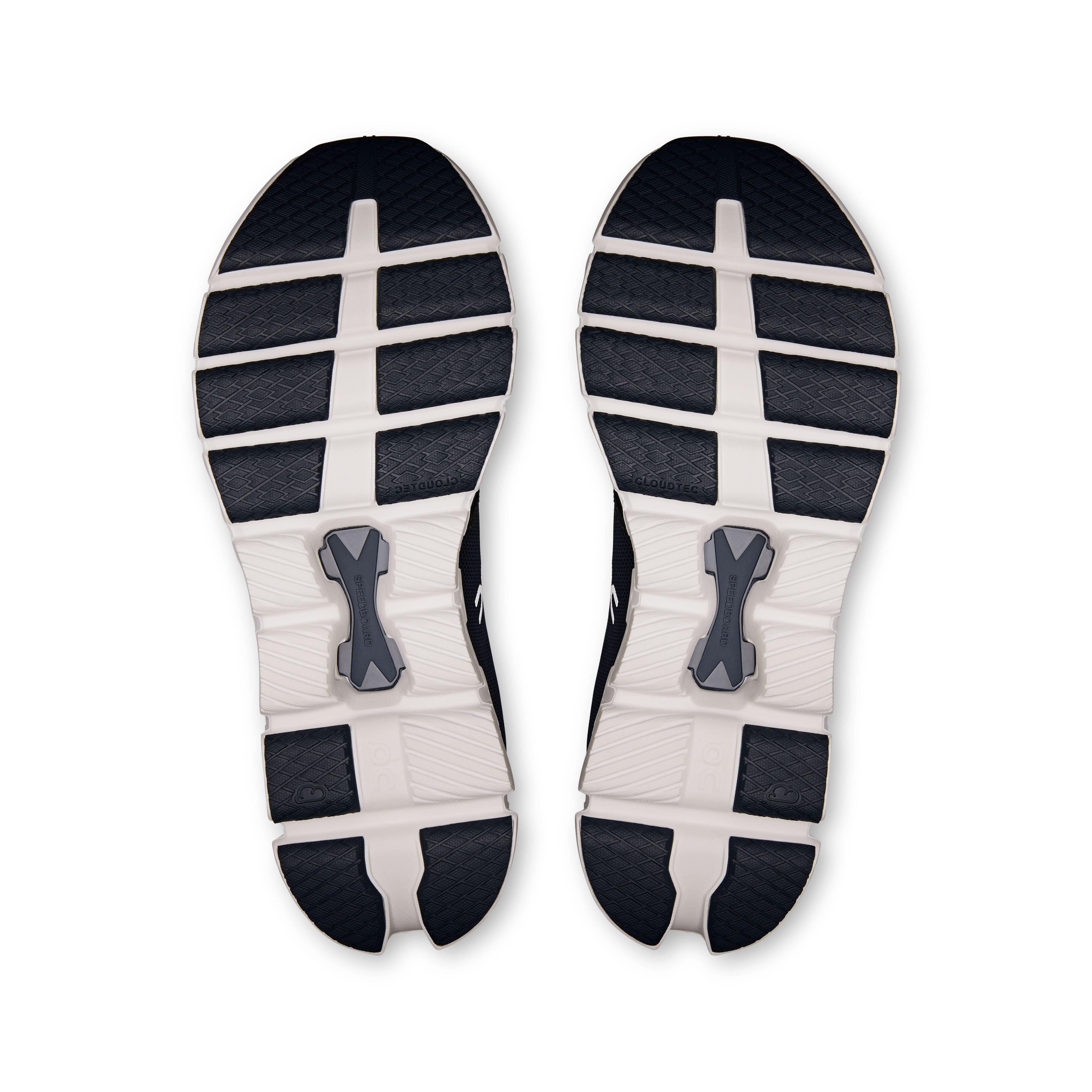 On Cloud X 4 ink ivory