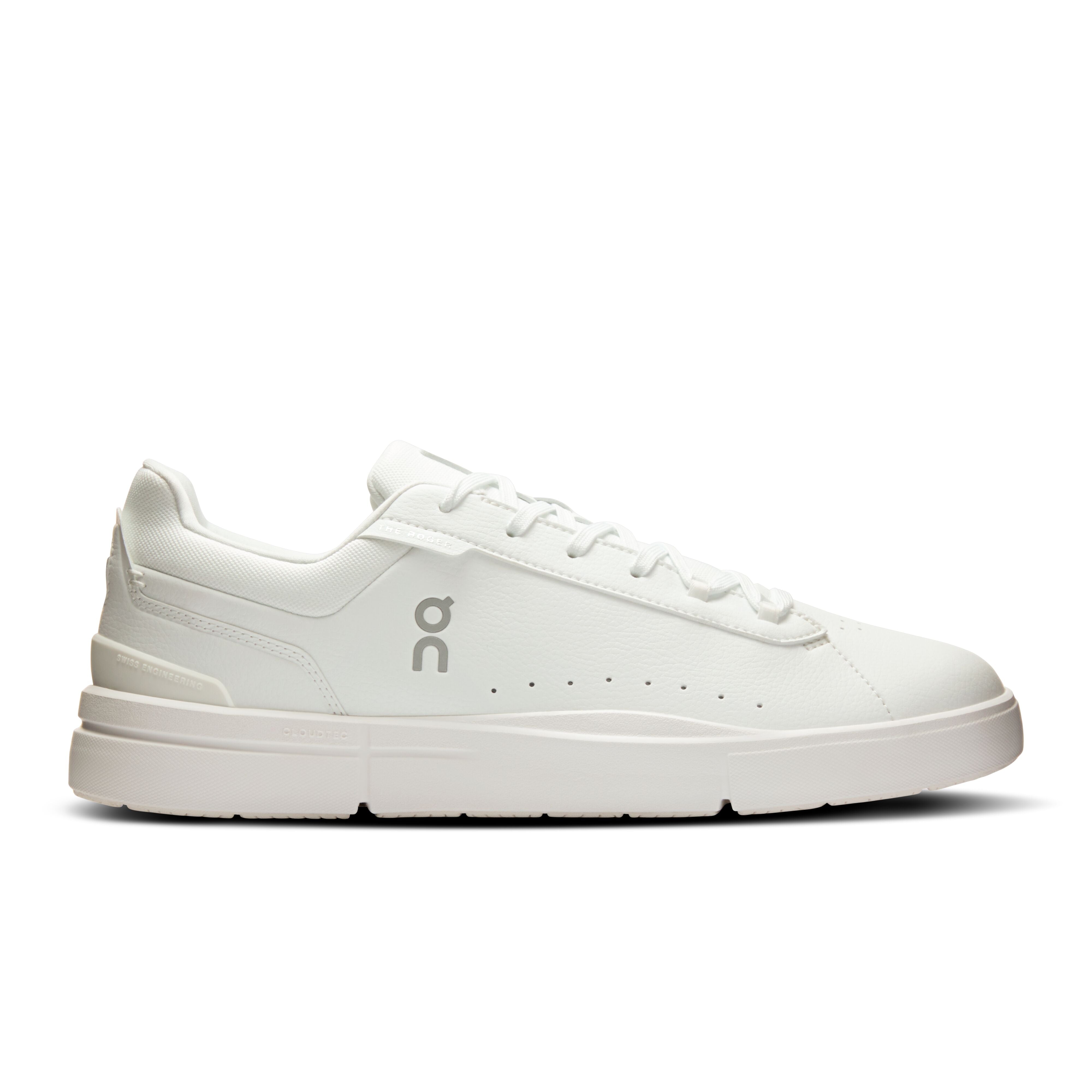 On The Roger Advantage white/white