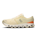 On Cloud X 4 wmn castor flame