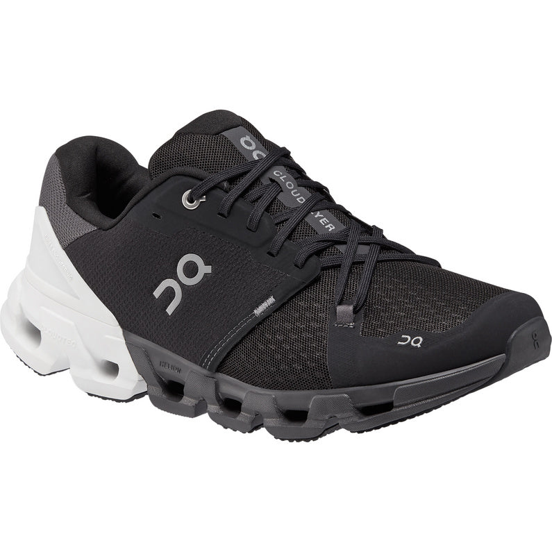 On Cloudflyer 4 black white