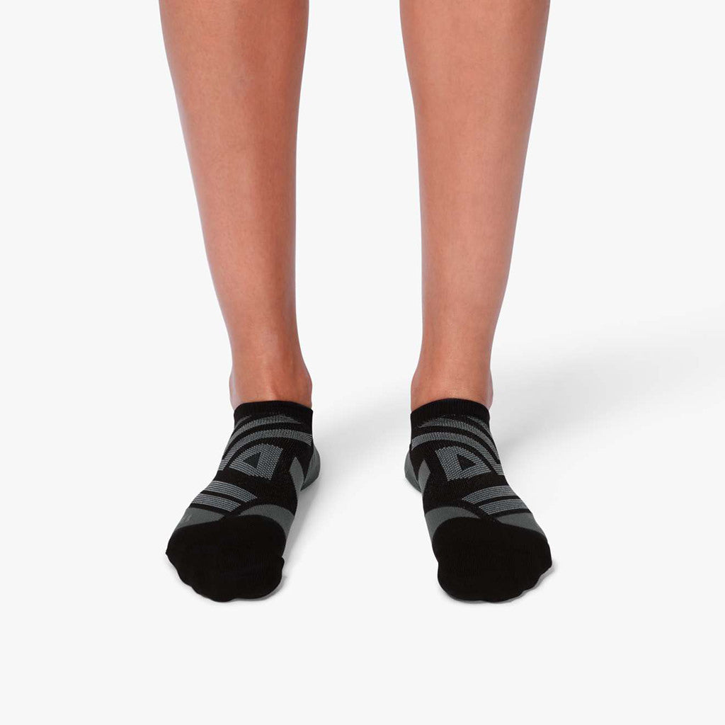On Performance Low Sock 1 wmn black-shadow