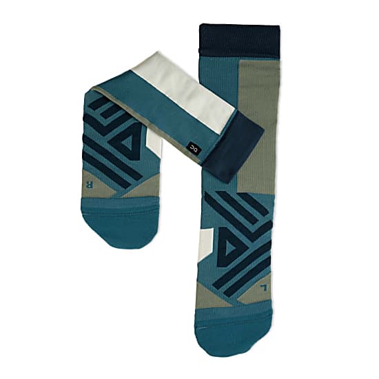 On High Sock storm moss