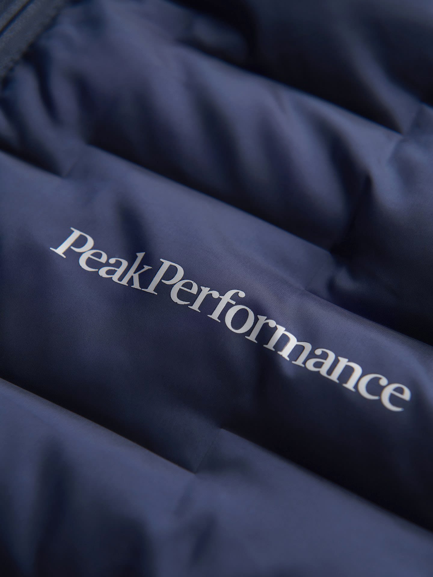 Peak Performance Argon Hybrid Hood blue