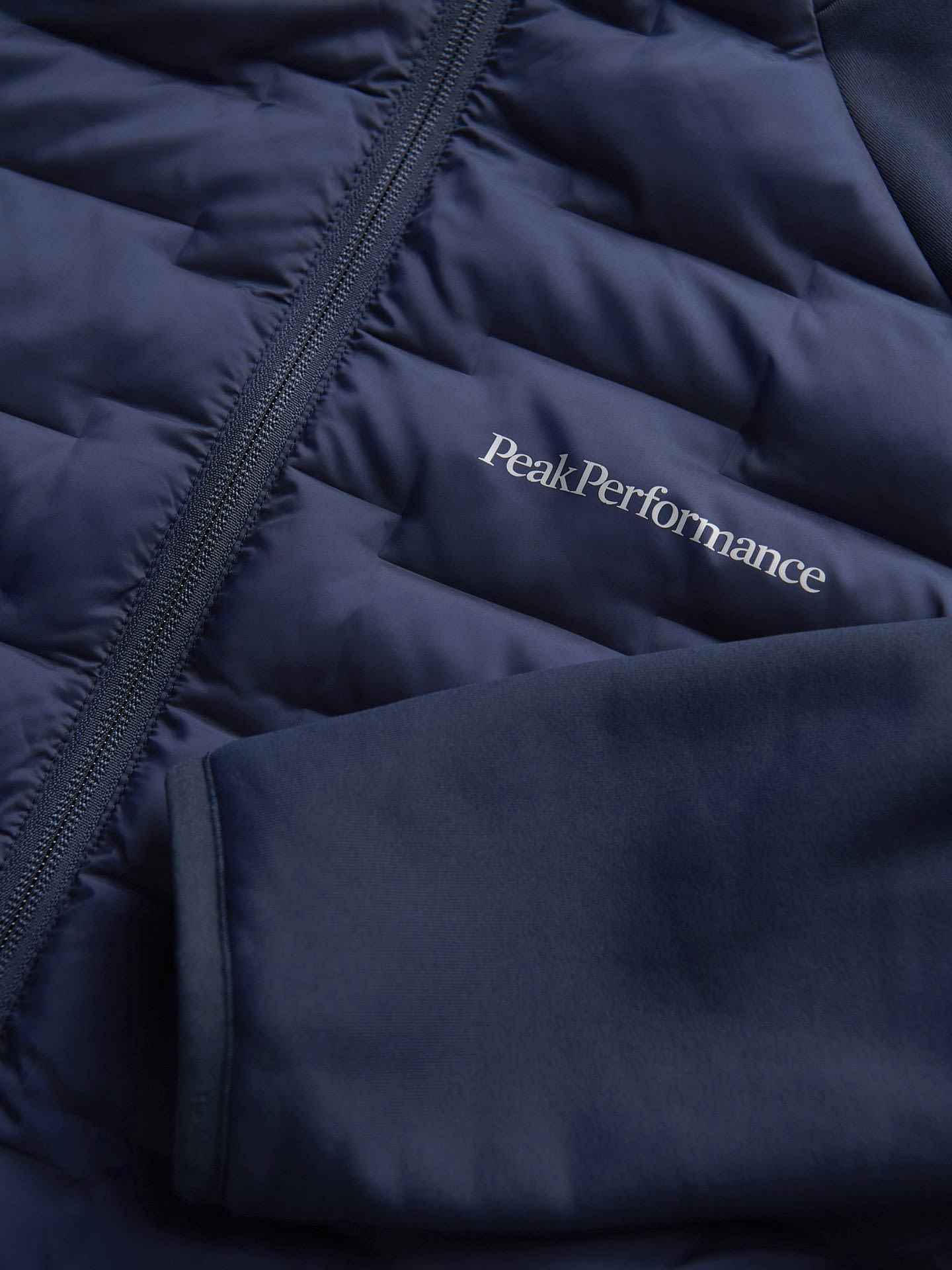 Peak Performance Argon Hybrid Hood blue