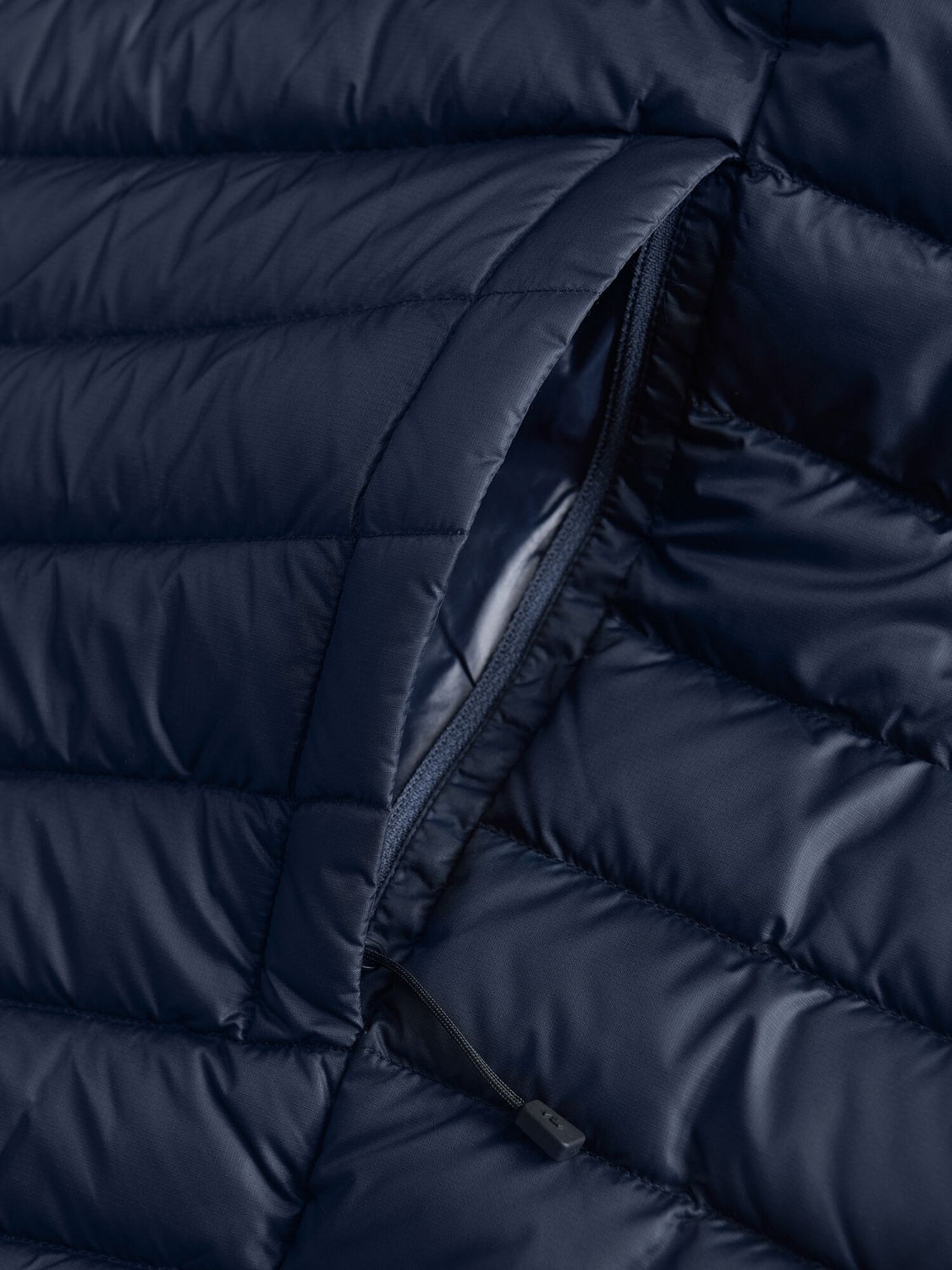 Peak Performance Frost Down Hood Jacket blue