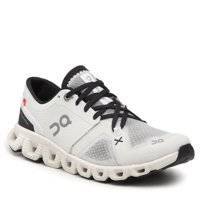 On Cloud X 3 wmn white-black