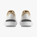 On The Roger Advantage wmn white sand