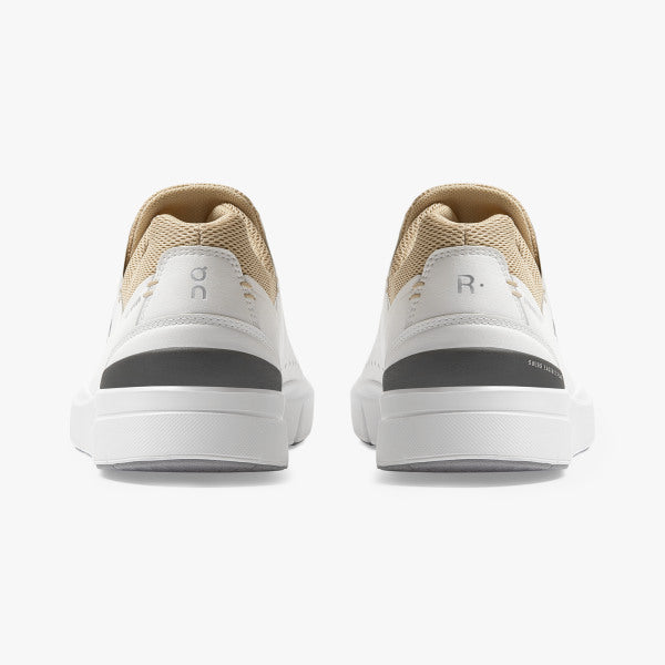 On The Roger Advantage wmn white sand